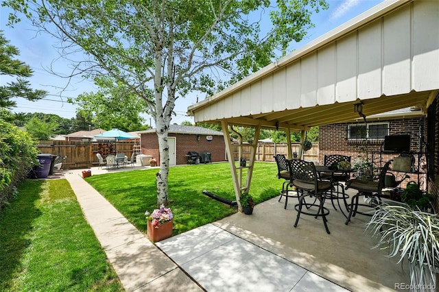 2461 Niagara St, Denver, CO 80207 - fenced backyard with outdoor dining space and a patio area