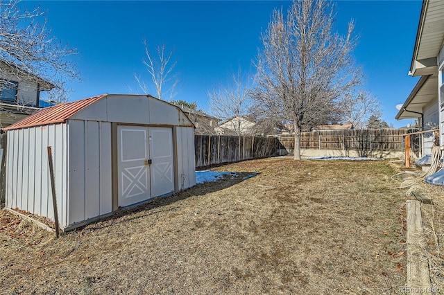 exterior space with a lawn