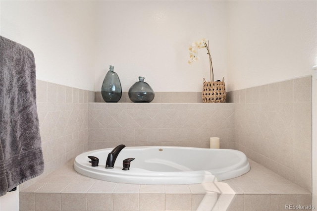 25362 E Indore Dr, Aurora, CO 80016 - bathroom with a garden tub