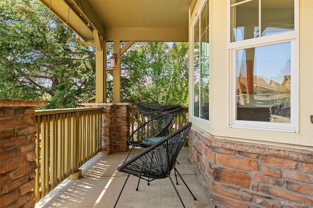 25362 E Indore Dr, Aurora, CO 80016 - view of covered porch