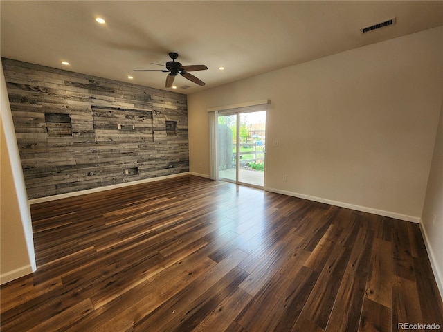 spare room featuring visible vents, baseboards, a ceiling fan, and recessed lighting