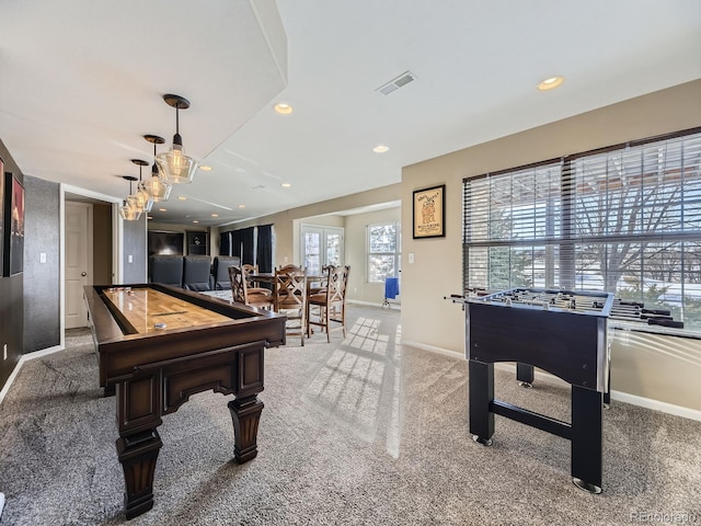 recreation room with carpet floors