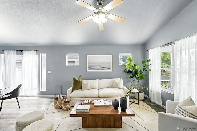 4319 Mariposa Ln, Evans, CO 80620 - photo 29