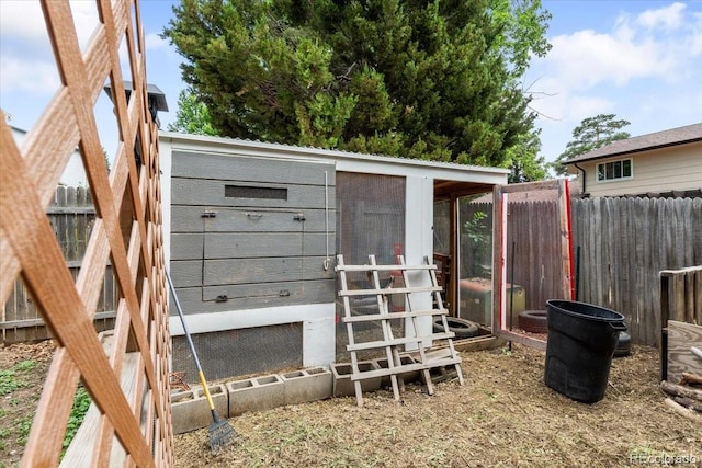 915 Mercury Cir, Littleton, CO 80124 - view of poultry coop