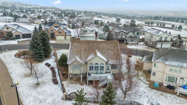 bird's eye view with a residential view