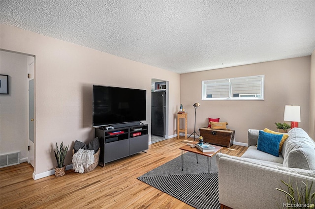 2465 W Mosier Pl, Denver, CO 80223 - photo 2