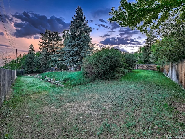 7112 S Platte Canyon Dr, Littleton, CO 80128 - view of yard