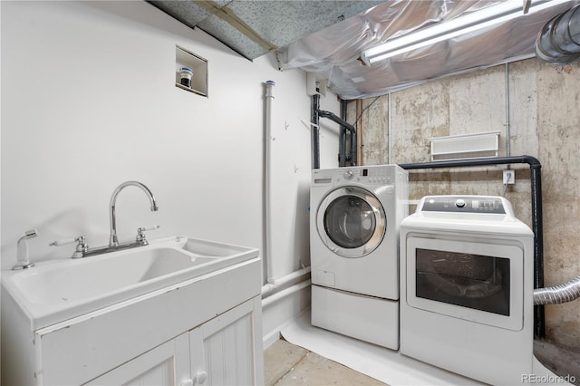 229 Berthoud Way, Golden, CO 80401 - laundry area featuring washer and dryer