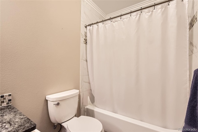 702 Windmill Pl, Highlands Ranch, CO 80126 - full bath featuring crown molding and shower / tub combo with curtain