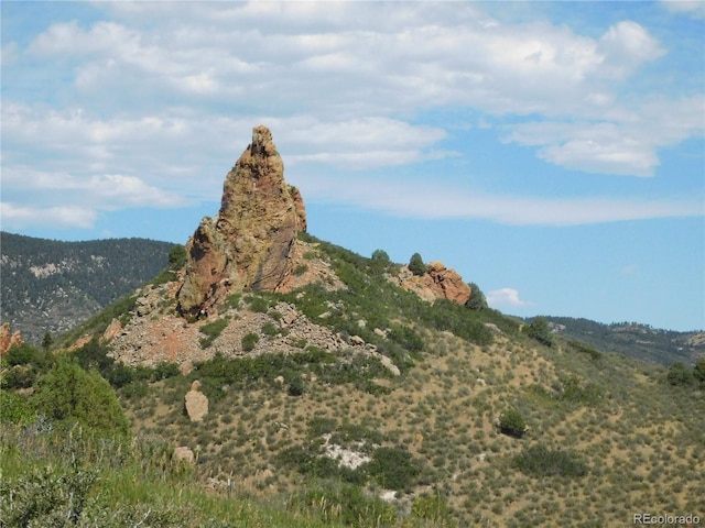 5760 Country Club Dr, Larkspur, CO 80118