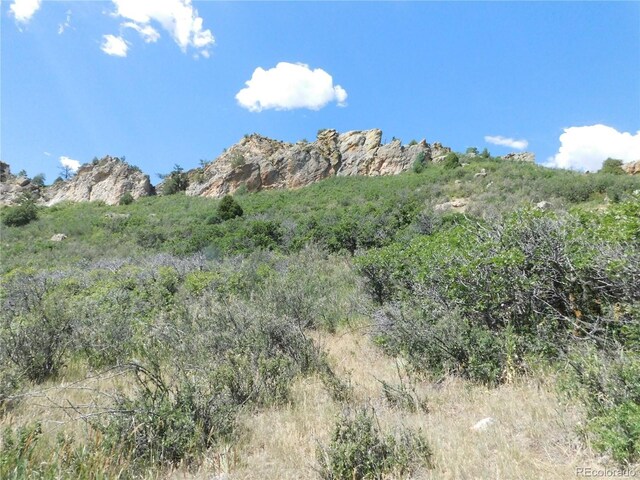 5760 Country Club Dr, Larkspur, CO 80118