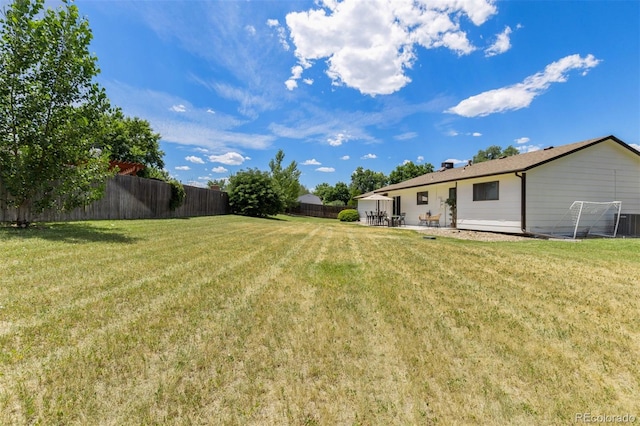 1204 Catalpa Cir, Broomfield, CO 80020 - view of yard with a patio