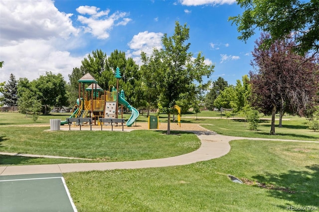 1204 Catalpa Cir, Broomfield, CO 80020 - communal playground featuring a yard
