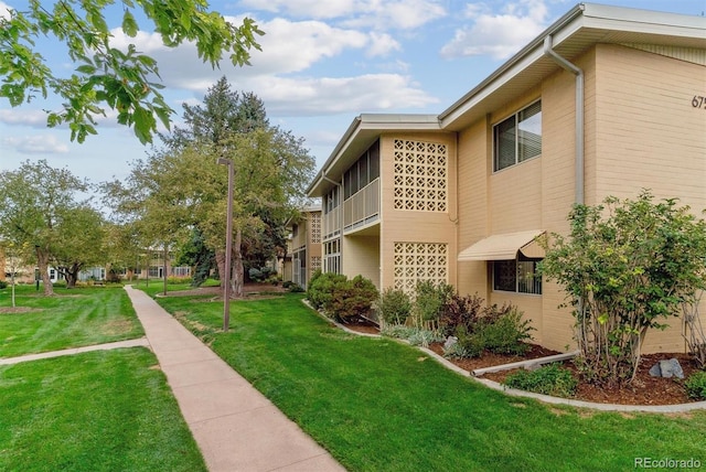 exterior space featuring a yard