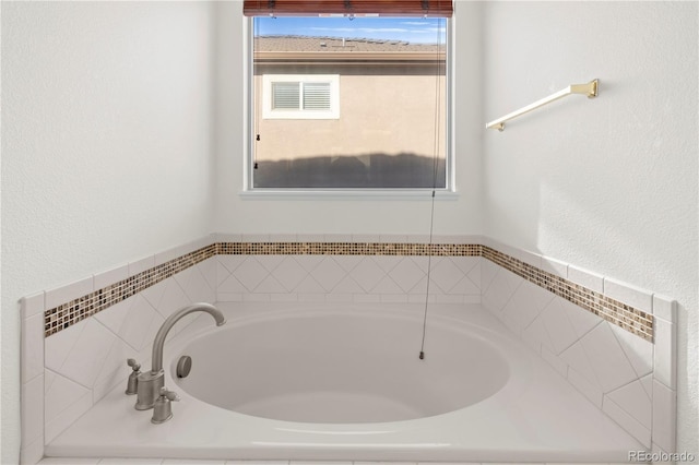 2663 Cinnabar Rd, Colorado Springs, CO 80921 - bathroom featuring visible vents and a bath