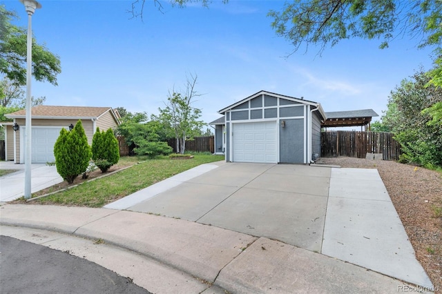 3895 S Truckee Ct, Aurora, CO 80013 - photo 3