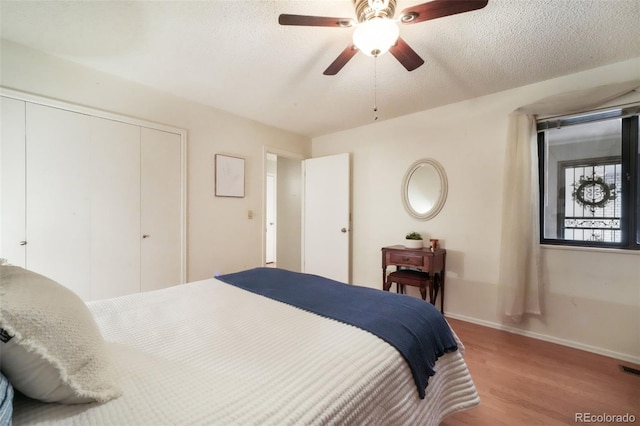 552 Lakewood Cir, Colorado Springs, CO 80910 - photo 4