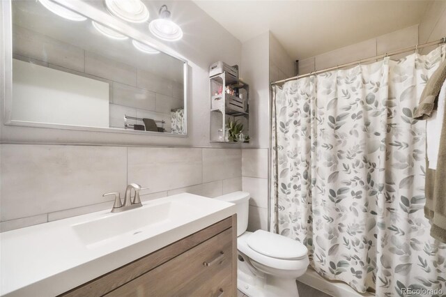 552 Lakewood Cir, Colorado Springs, CO 80910 - photo 13