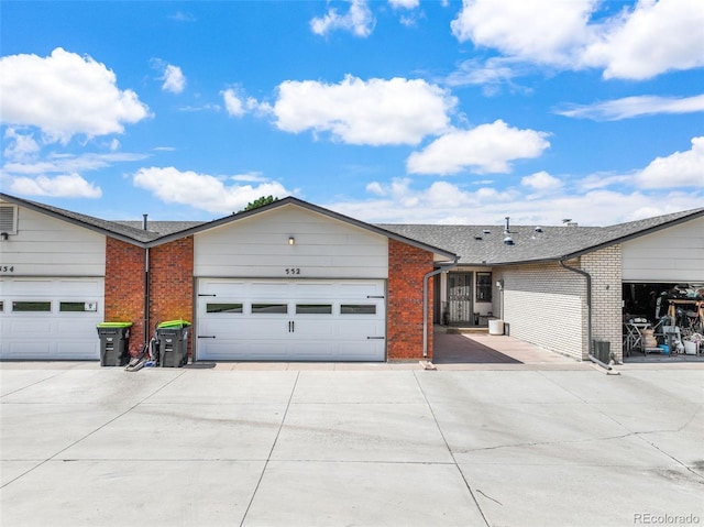 552 Lakewood Cir, Colorado Springs, CO 80910 - photo 49