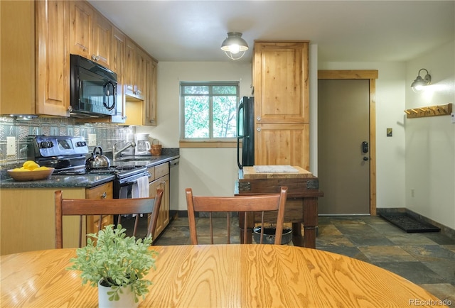 kitchen with tasteful backsplash, dishwasher, sink, and electric range oven