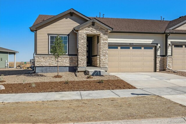 view of front of house featuring a garage