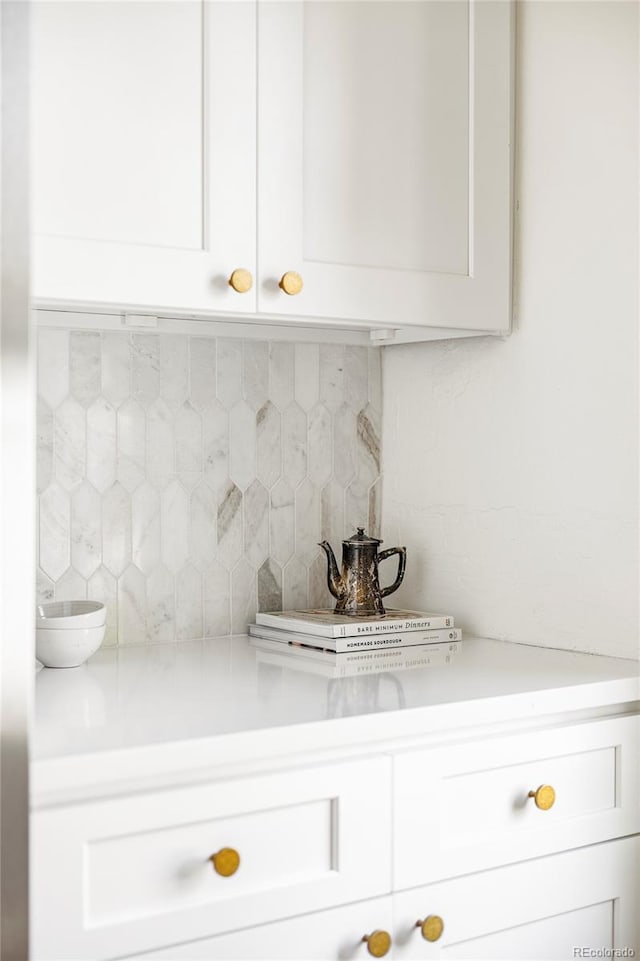 details with decorative backsplash