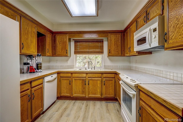 993 S Evanston Cir, Aurora, CO 80012 - photo 9