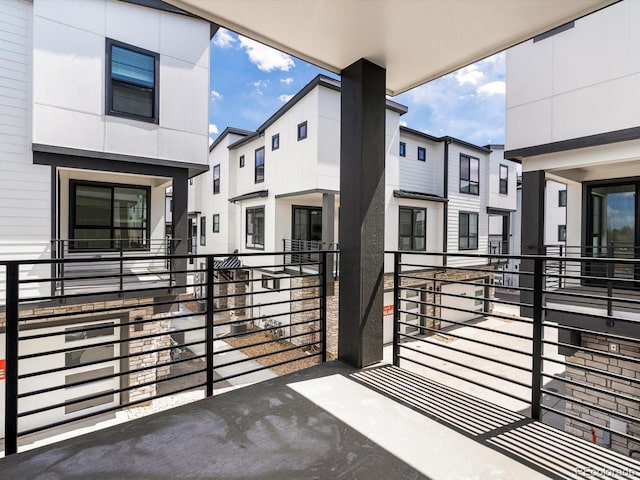 2036 S Holly St Unit 4, Denver, CO 80222 - balcony featuring a residential view