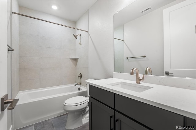 6683 Bridle Creek Pt, Castle Pines, CO 80108 - full bath with vanity and washtub / shower combination