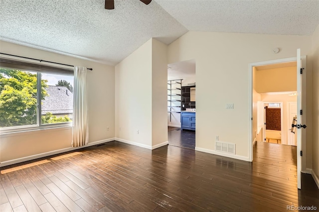 9821 Rock Dove Ln, Highlands Ranch, CO 80129 - photo 17