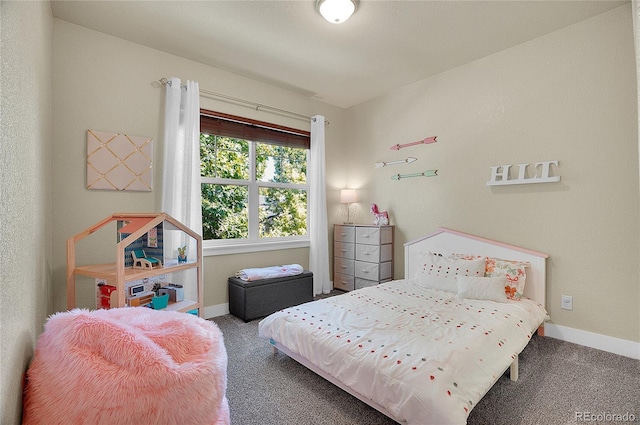 bedroom featuring carpet floors