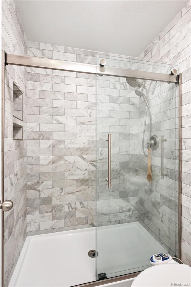700 Prairie Ridge Rd, Highlands Ranch, CO 80126 - full bathroom with a stall shower
