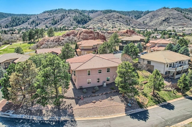 bird's eye view featuring a residential view and a mountain view