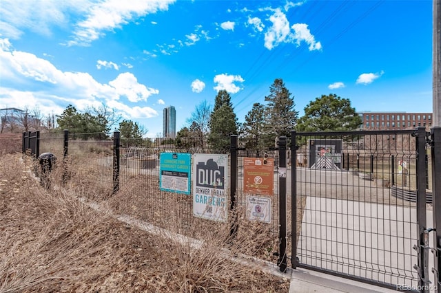 1700 Bassett St Unit 820, Denver, CO 80202 - view of gate