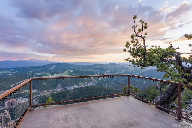 1000 Rangeview Ct, Black Hawk, CO 80422 - balcony at dusk featuring a mountain view
