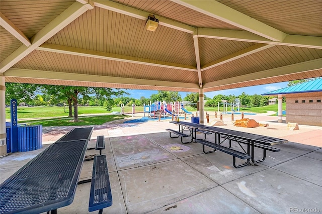 5220 Boardwalk Dr Unit A14, Fort Collins, CO 80525 - view of patio / terrace