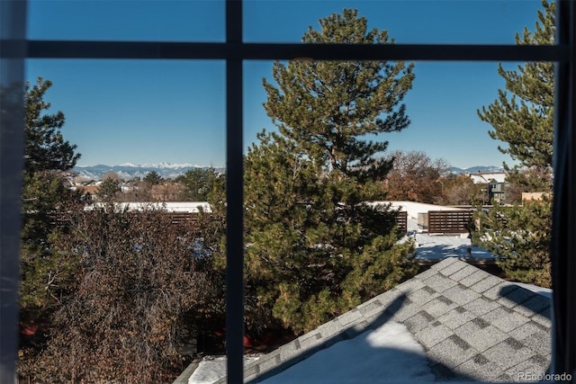 exterior details featuring a mountain view