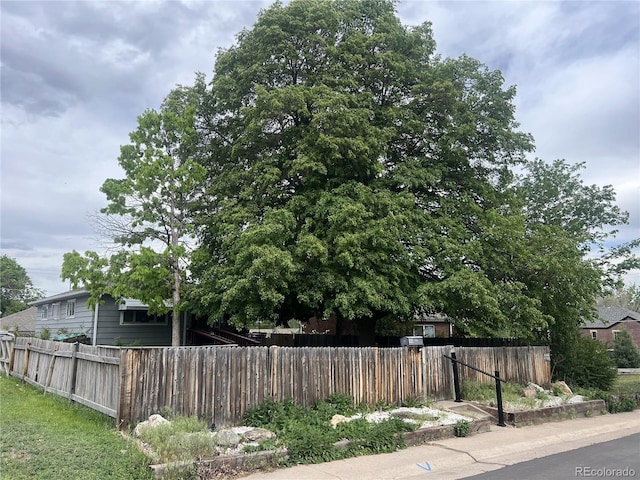 188 S Dale Ct, Denver, CO 80219 - view of home's exterior