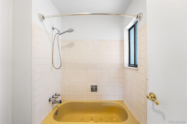 12829 E Nevada Ave, Aurora, CO 80012 - full bathroom featuring shower / tub combination