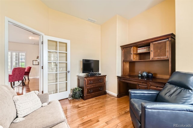 16550 Antero Cir, Broomfield, CO 80023 - living room featuring light wood-type flooring and baseboards
