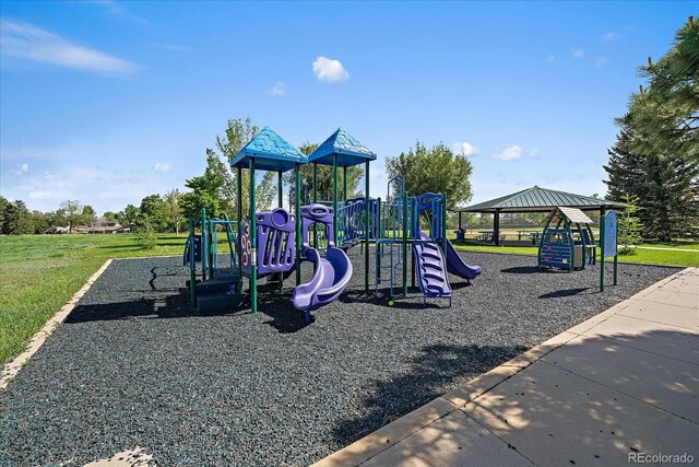 1043 Lilac Ct, Broomfield, CO 80020 - photo 22