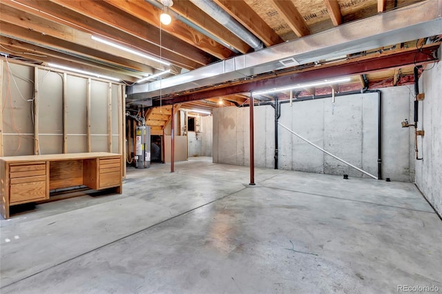 275 S Pembrook St, Castle Rock, CO 80104 - unfinished below grade area with water heater