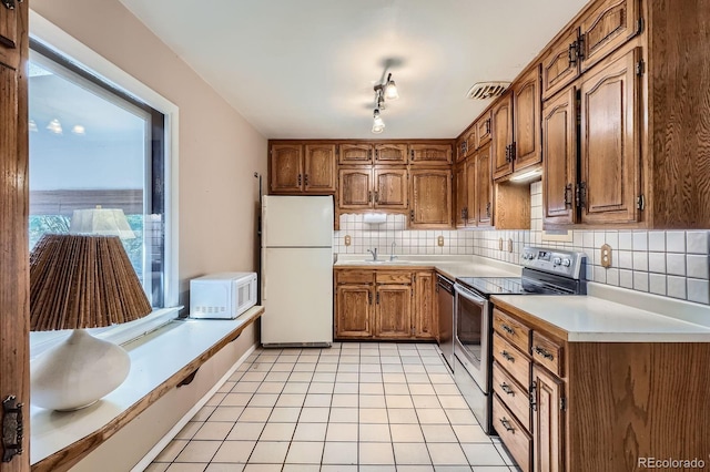 136 Pierce Dr, Colorado Springs, CO 80906 - photo 9