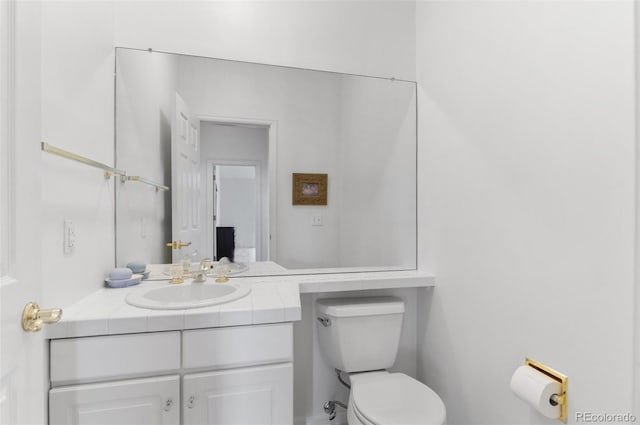 2032 W Nantucket Ct, Littleton, CO 80120 - half bath with toilet and vanity