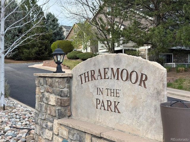 6701 W Yale Ave, Lakewood, CO 80227 - view of community sign
