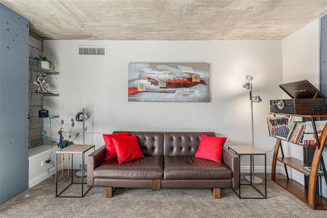 1020 15th St Unit 17K, Denver, CO 80202 - carpeted living room with visible vents and baseboards