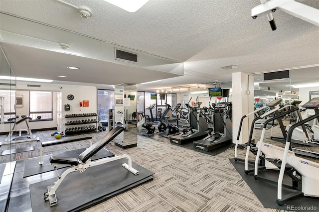 1020 15th St Unit 17K, Denver, CO 80202 - workout area with a textured ceiling and visible vents
