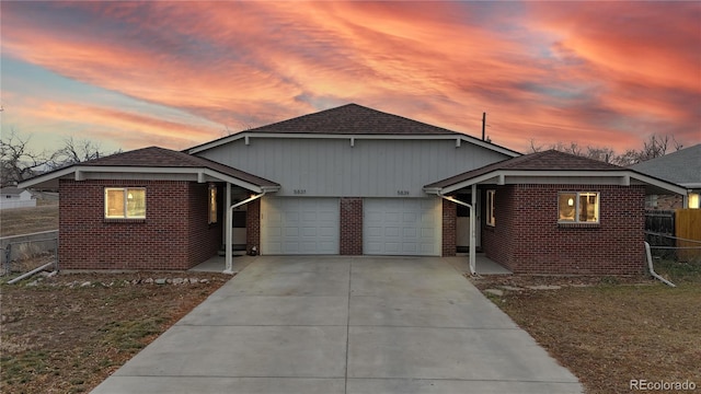 view of front facade with a garage