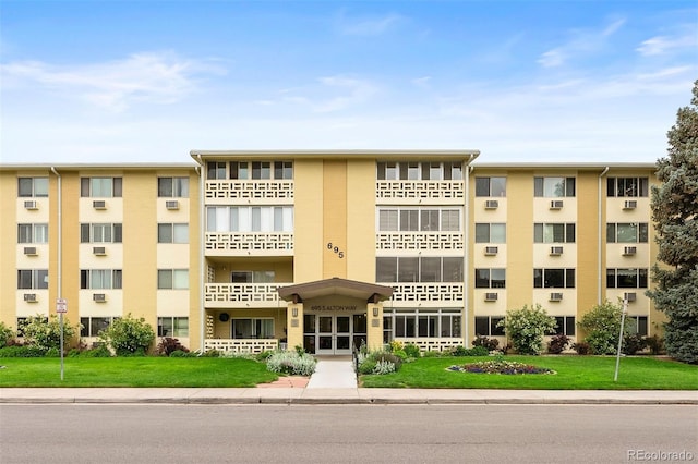 695 S Alton Way Unit 9C, Denver, CO 80247 - view of apartment building / complex