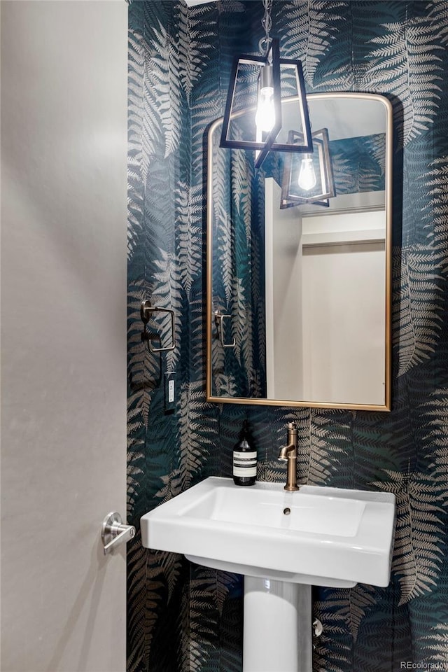 3420 W 32nd Ave Unit 203, Denver, CO 80211 - bathroom featuring a sink